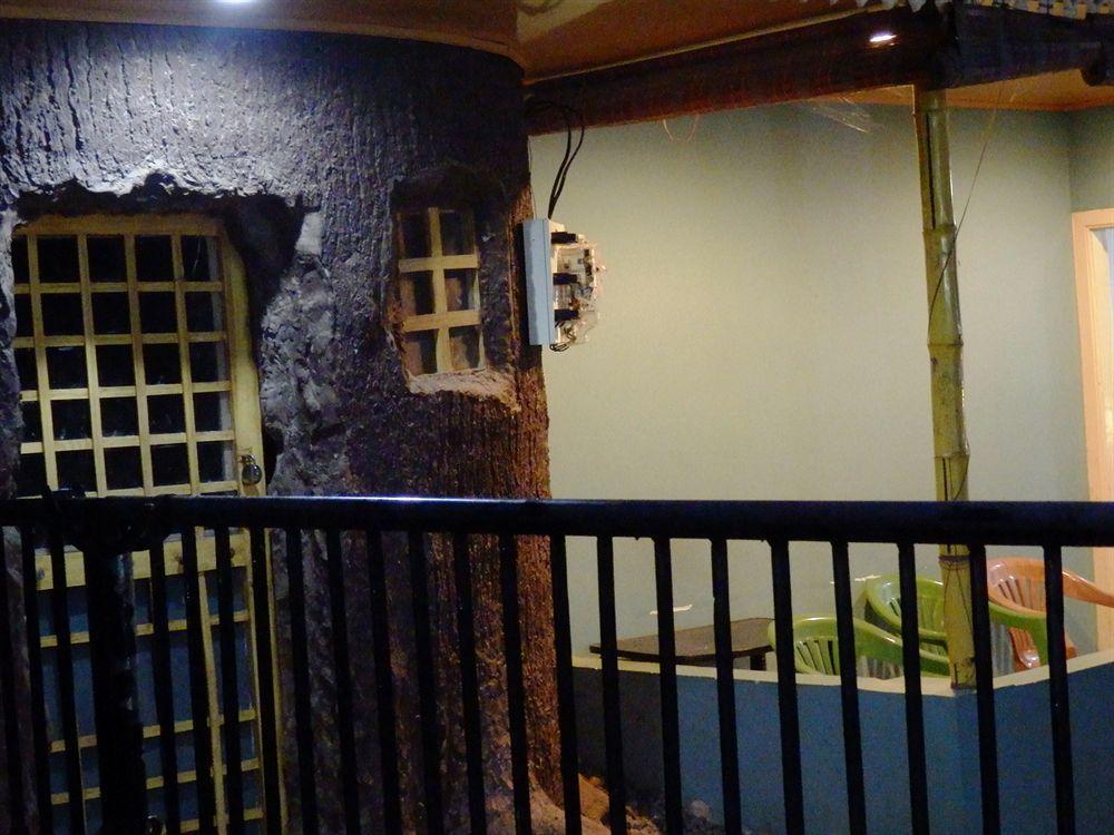 Green Garden Cottage Thekkady Extérieur photo