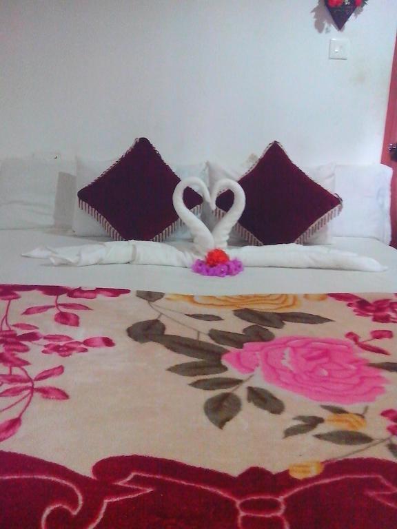 Green Garden Cottage Thekkady Extérieur photo