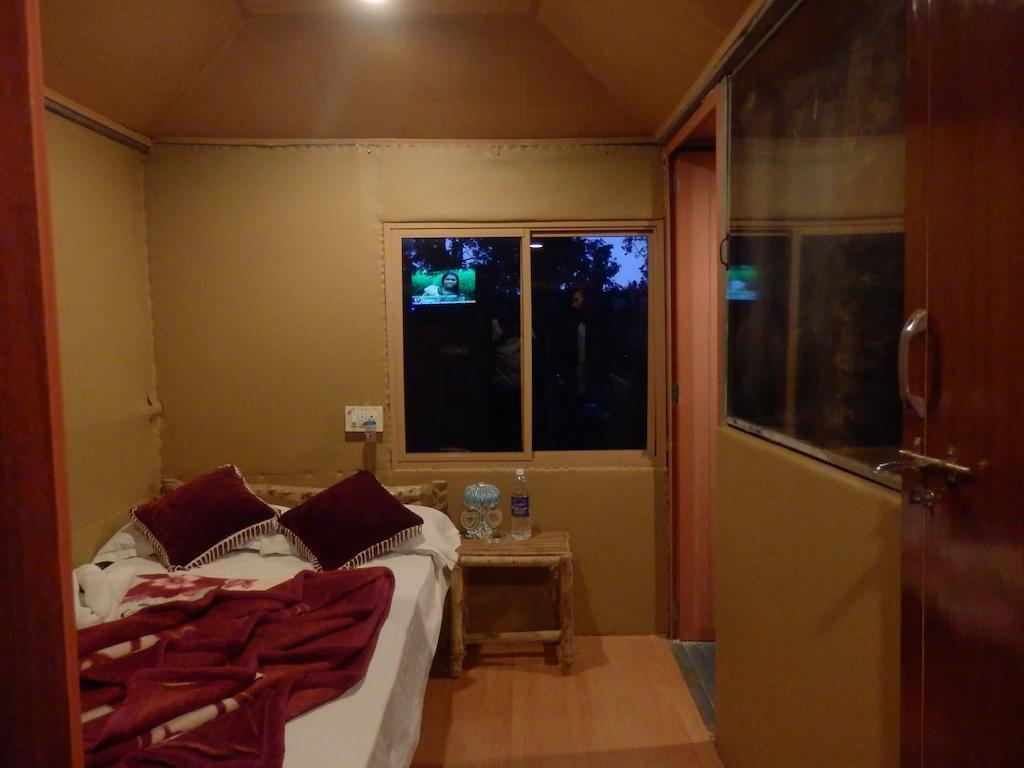 Green Garden Cottage Thekkady Extérieur photo